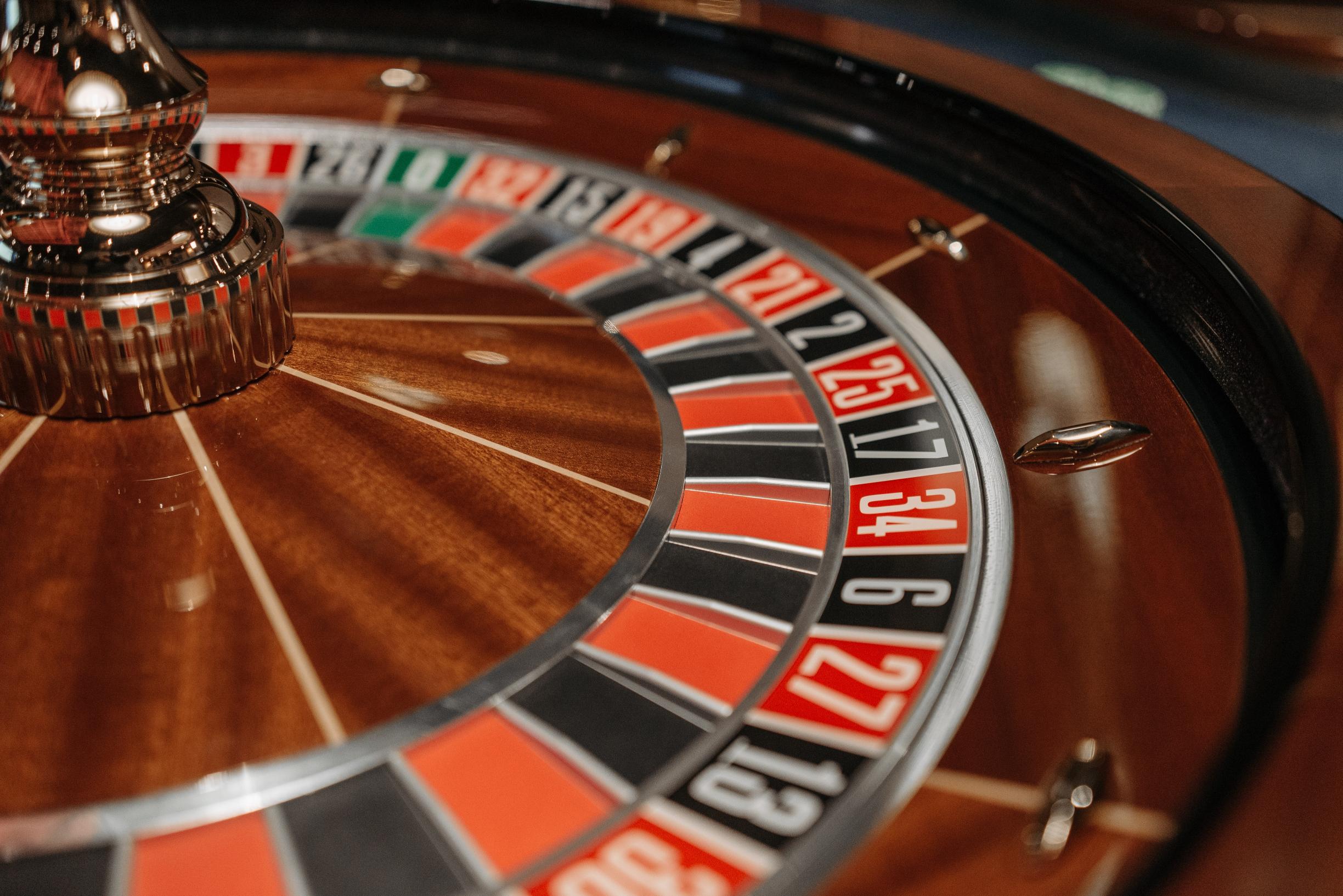 What are the top 10 controversial decisions in the casino industry this year?